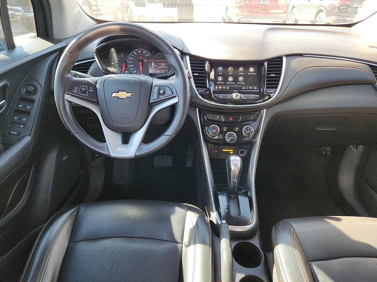 2018 BLUE Chevrolet Trax Premier (3GNCJMSB3JL) with an ECOTEC 1.4L I-4 DOHC, VVT variable valve control, intercooled turbo, regular unleaded, engine with 138HP engine, located at 4110 Avenue Q, Lubbock, 79412, 33.556553, -101.855820 - Photo#5