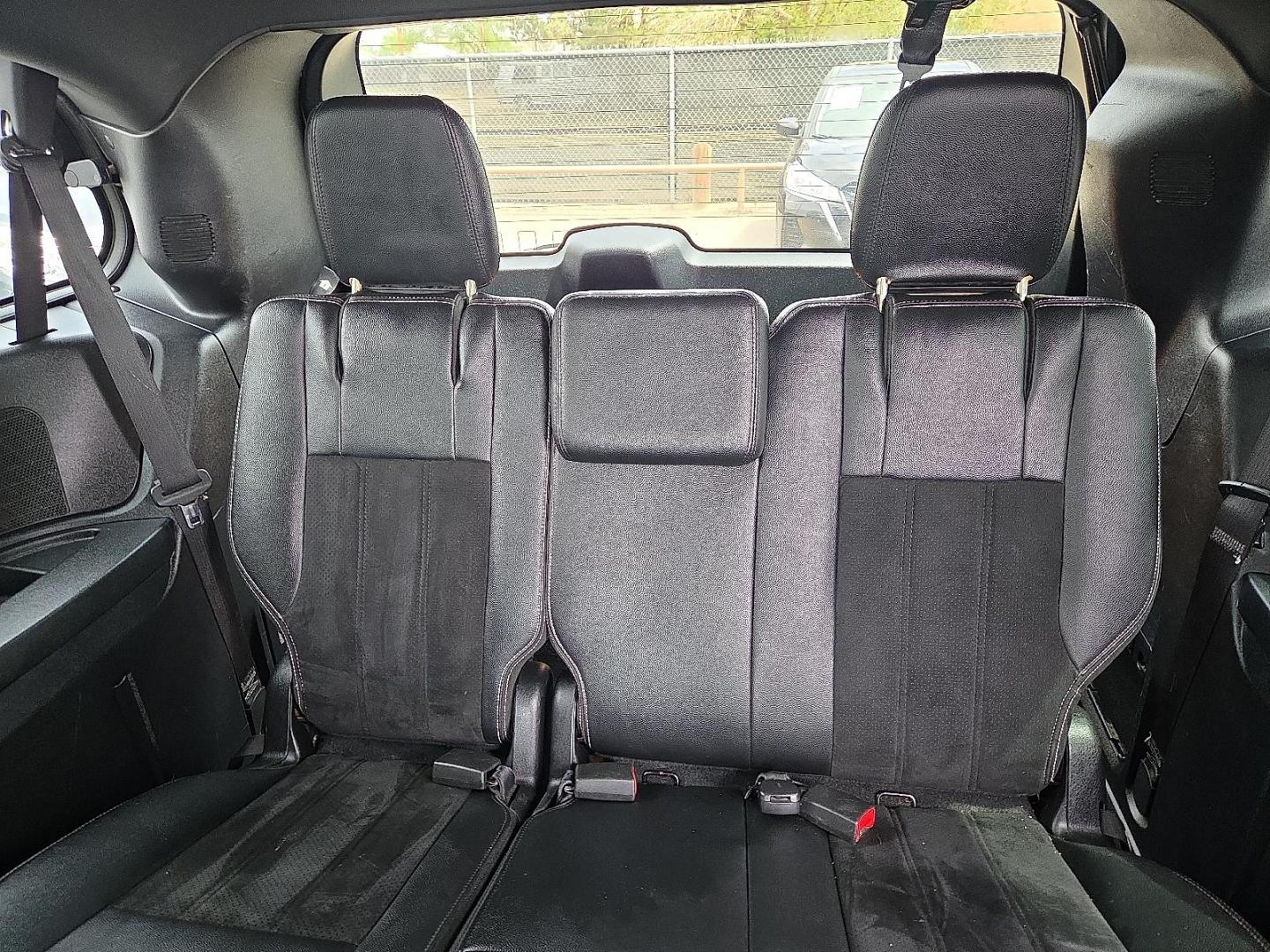 2016 Bright White Clear Coat /Black - X9 Dodge Grand Caravan SXT (2C4RDGCG7GR) with an Pentastar 3.6L V-6 DOHC, variable valve control, regular unleaded, engine with 283HP engine, located at 4110 Avenue Q, Lubbock, 79412, 33.556553, -101.855820 - Photo#8