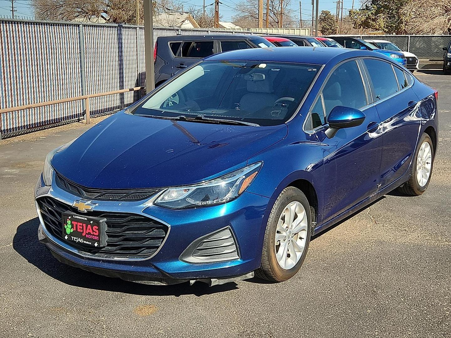 2019 Pacific Blue Metallic - G6O /Jet Black/Galvanized - HXW Chevrolet Cruze LT (1G1BE5SMXK7) with an 1.4L I-4 gasoline direct injection, DOHC, VVT variable valve control, intercooled turbo, regular unleaded, engine with 153HP engine, located at 4110 Avenue Q, Lubbock, 79412, 33.556553, -101.855820 - Photo#3