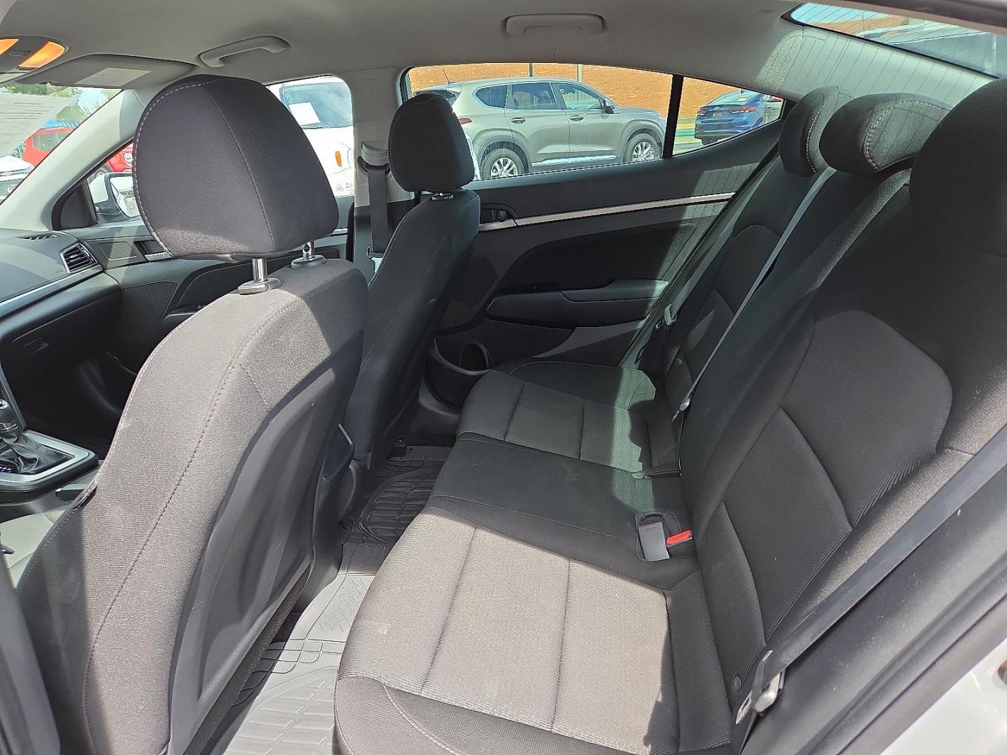 2018 Symphony Silver - Y8 /Black - CT Hyundai Elantra SEL (5NPD84LF5JH) with an Nu 2L I-4 DOHC, D-CVVT variable valve control, regular unleaded, engine with 147HP engine, located at 4110 Avenue Q, Lubbock, 79412, 33.556553, -101.855820 - Photo#6