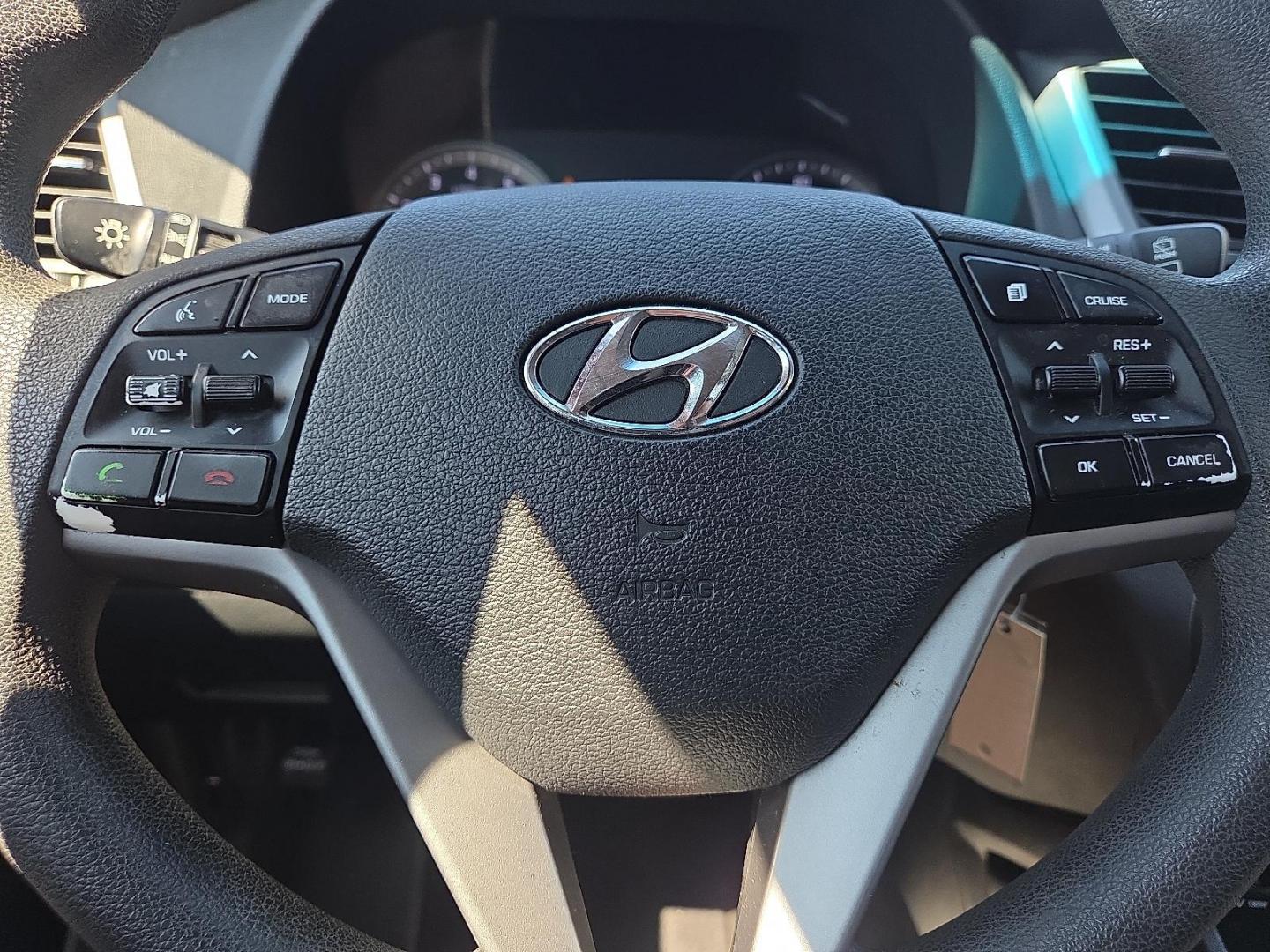 2018 Caribbean Blue - R5U /Black - TRY Hyundai Tucson SEL (KM8J33A41JU) with an Nu 2L I-4 gasoline direct injection, DOHC, D-CVVT variable valve control, regular unleaded, engine with 164HP engine, located at 4110 Avenue Q, Lubbock, 79412, 33.556553, -101.855820 - Photo#11