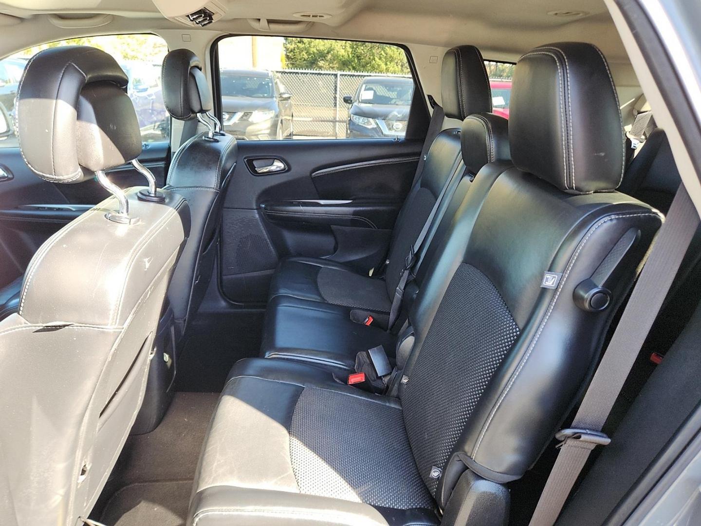 2020 Destroyer Gray Clearcoat - PDN /Black - X9 Dodge Journey Crossroad (3C4PDCGB3LT) with an Tigershark MultiAir 2.4L I-4 DOHC, VVT variable valve control, regular unleaded, engine with 173HP engine, located at 4110 Avenue Q, Lubbock, 79412, 33.556553, -101.855820 - Photo#4