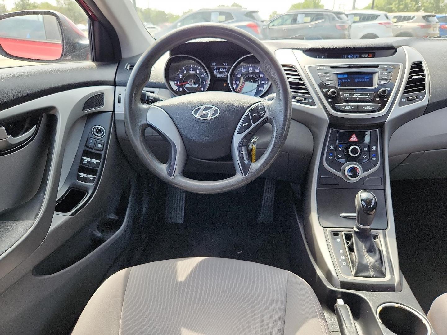 2016 Venetian Red - TR /Gray - RAS Hyundai Elantra SE (5NPDH4AE8GH) with an Nu 1.8L I-4 DOHC, D-CVVT variable valve control, regular unleaded, engine with 145HP engine, located at 4110 Avenue Q, Lubbock, 79412, 33.556553, -101.855820 - Photo#7