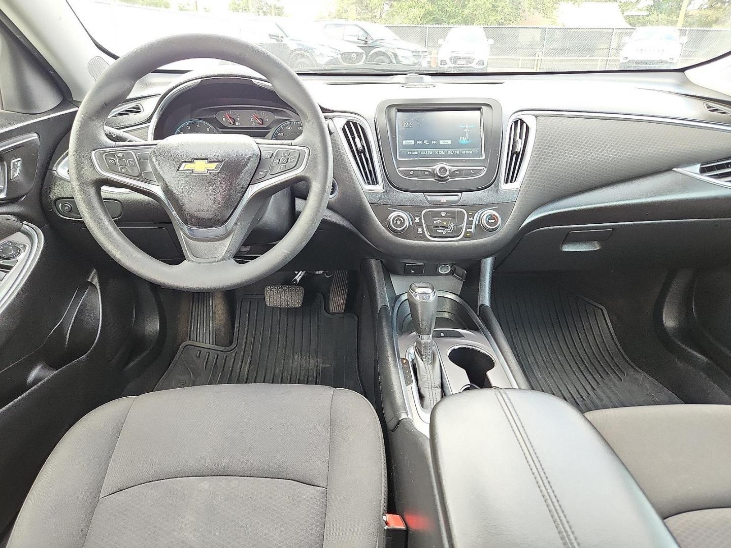 2018 WHITE Chevrolet Malibu LT (1G1ZD5ST0JF) with an ECOTEC 1.5L I-4 gasoline direct injection, DOHC, VVT variable valve control, intercooled turbo, regular unleaded, engine with 160HP engine, located at 4110 Avenue Q, Lubbock, 79412, 33.556553, -101.855820 - 05/13/2025 KEY IN ENVELOPE GOD - Photo#5