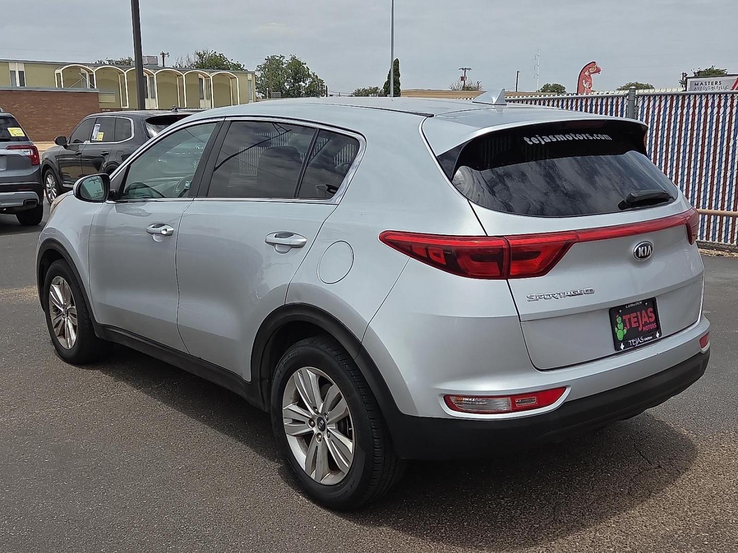 2017 Sparkling Silver - KCS /Gray - GBU Kia Sportage LX (KNDPM3AC4H7) with an Theta II 2.4L I-4 gasoline direct injection, DOHC, D-CVVT variable valve control, regular unleaded, engine with 181HP engine, located at 4110 Avenue Q, Lubbock, 79412, 33.556553, -101.855820- Photo#3