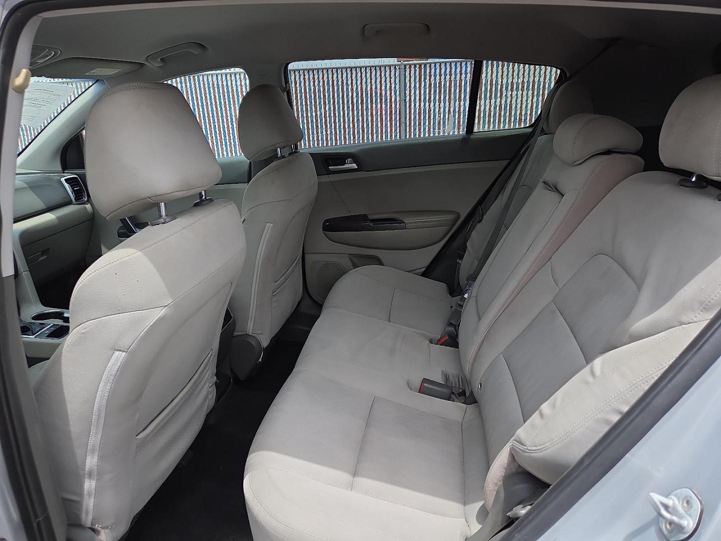 2017 Sparkling Silver - KCS /Gray - GBU Kia Sportage LX (KNDPM3AC4H7) with an Theta II 2.4L I-4 gasoline direct injection, DOHC, D-CVVT variable valve control, regular unleaded, engine with 181HP engine, located at 4110 Avenue Q, Lubbock, 79412, 33.556553, -101.855820- Photo#6