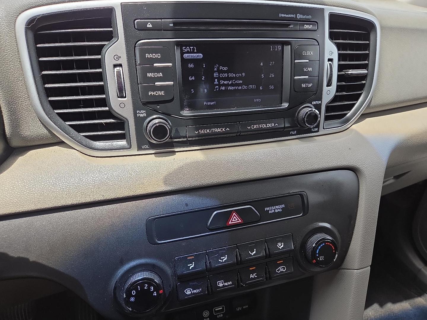 2017 Sparkling Silver - KCS /Gray - GBU Kia Sportage LX (KNDPM3AC4H7) with an Theta II 2.4L I-4 gasoline direct injection, DOHC, D-CVVT variable valve control, regular unleaded, engine with 181HP engine, located at 4110 Avenue Q, Lubbock, 79412, 33.556553, -101.855820- Photo#9
