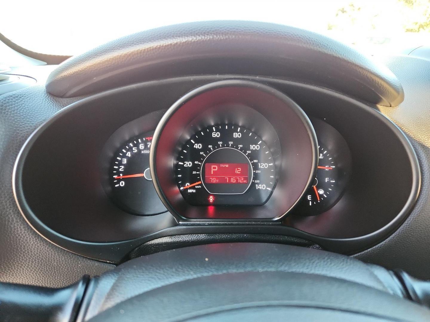 2019 GRAY Kia Soul Base (KNDJN2A23K7) with an Engine: 1.6L GDI DOHC Dual CVVT I4 engine, located at 4110 Avenue Q, Lubbock, 79412, 33.556553, -101.855820 - 10/30/2024 INSPECTION IN ENVELOPE GOD 10/31/2024 KEY IN ENVELOPE GOD - Photo#9