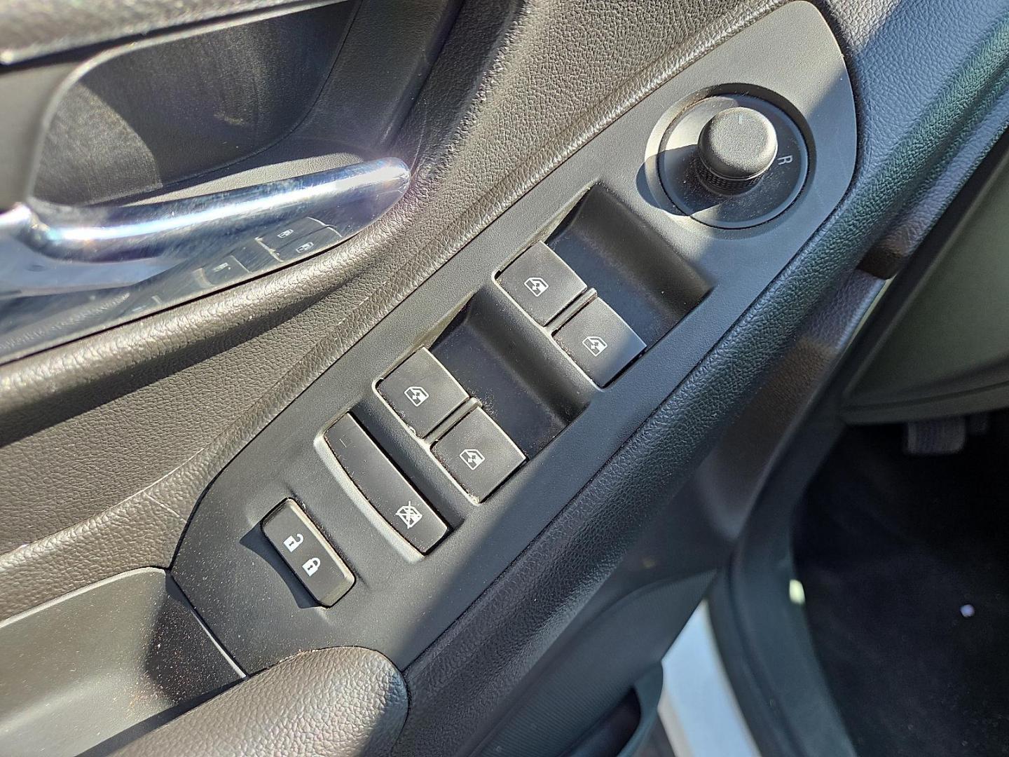 2020 Summit White - GAZ /Jet Black - AES Chevrolet Trax FWD LT (KL7CJLSB5LB) with an ECOTEC 1.4L I-4 DOHC, variable valve control, intercooled turbo, regular unleaded, engine with 138HP engine, located at 4110 Avenue Q, Lubbock, 79412, 33.556553, -101.855820 - Photo#9