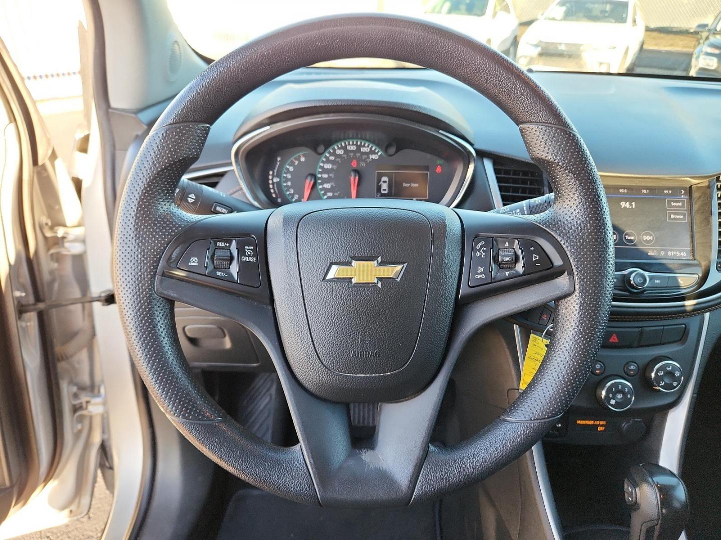 2020 Silver Ice Metallic Chevrolet Trax FWD LS (KL7CJKSB9LB) with an ECOTEC 1.4L I-4 DOHC, variable valve control, intercooled turbo, regular unleaded, engine with 138HP engine, located at 4110 Avenue Q, Lubbock, 79412, 33.556553, -101.855820 - 11/07/2024 INSPPECTION IN ENVELOPE GOD 11/08/2024 KEY IN ENVELOPE GOD - Photo#10