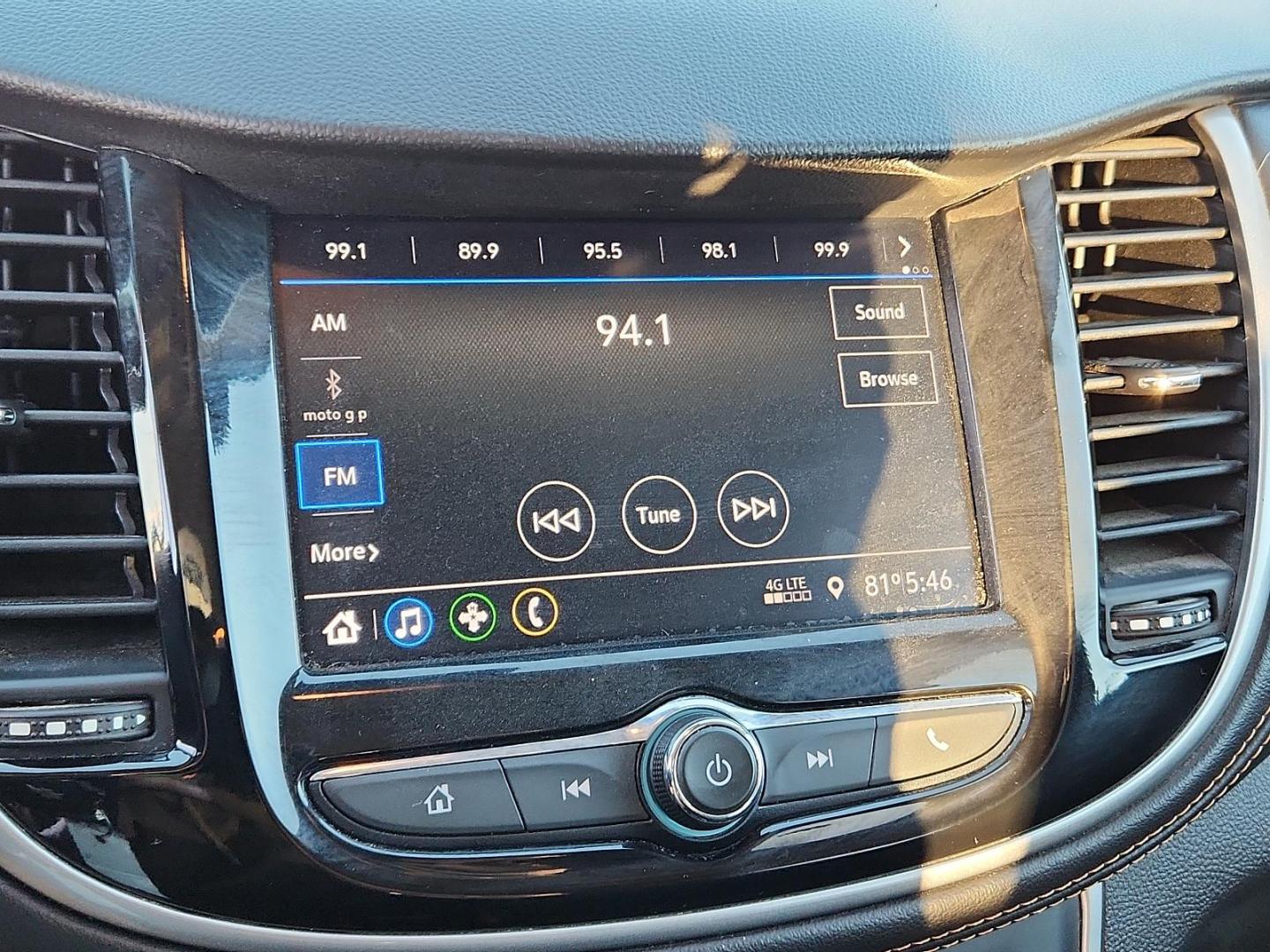 2020 Silver Ice Metallic Chevrolet Trax FWD LS (KL7CJKSB9LB) with an ECOTEC 1.4L I-4 DOHC, variable valve control, intercooled turbo, regular unleaded, engine with 138HP engine, located at 4110 Avenue Q, Lubbock, 79412, 33.556553, -101.855820 - 11/07/2024 INSPPECTION IN ENVELOPE GOD 11/08/2024 KEY IN ENVELOPE GOD - Photo#8
