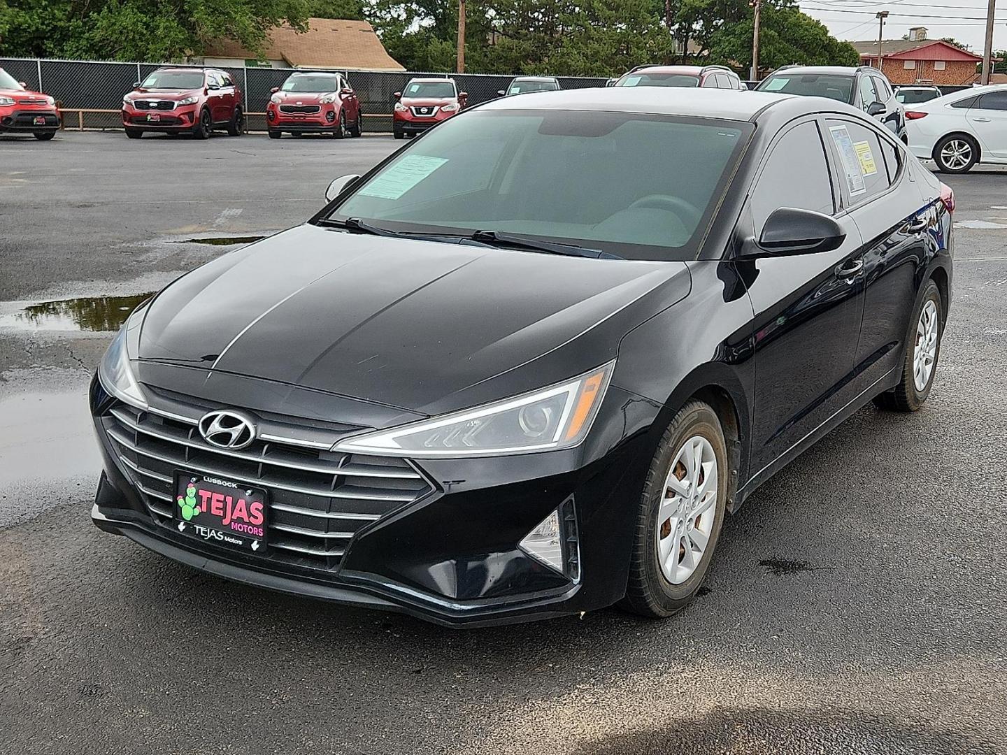 2019 BLACK Hyundai Elantra SE (5NPD74LF3KH) with an Nu 2L I-4 DOHC, D-CVVT variable valve control, regular unleaded, engine with 147HP engine, located at 4110 Avenue Q, Lubbock, 79412, 33.556553, -101.855820 - 11/23/2024 INSPECTION IN ENVELOPE GOD 12/13/2024 KEY IN ENVELOPE GOD - Photo#3
