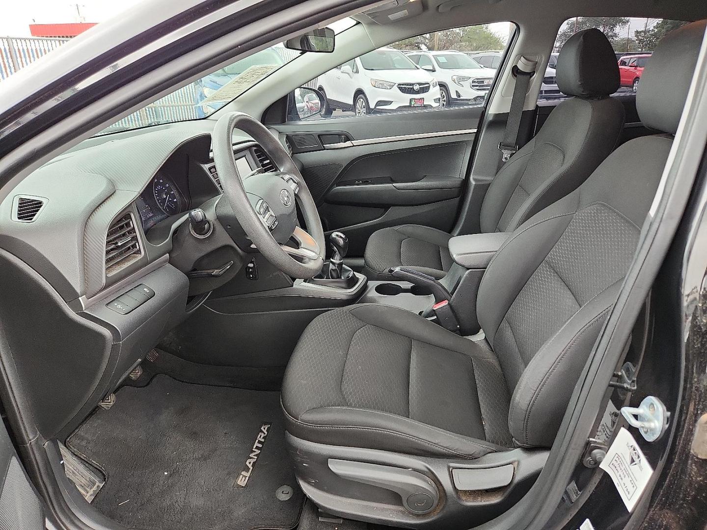 2019 BLACK Hyundai Elantra SE (5NPD74LF3KH) with an Nu 2L I-4 DOHC, D-CVVT variable valve control, regular unleaded, engine with 147HP engine, located at 4110 Avenue Q, Lubbock, 79412, 33.556553, -101.855820 - 11/23/2024 INSPECTION IN ENVELOPE GOD 12/13/2024 KEY IN ENVELOPE GOD - Photo#6