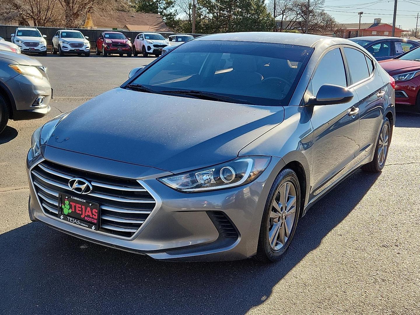 2018 Machine Gray - 2C /Gray - PK Hyundai Elantra SEL (5NPD84LF6JH) with an Nu 2L I-4 DOHC, D-CVVT variable valve control, regular unleaded, engine with 147HP engine, located at 4110 Avenue Q, Lubbock, 79412, 33.556553, -101.855820 - Photo#3