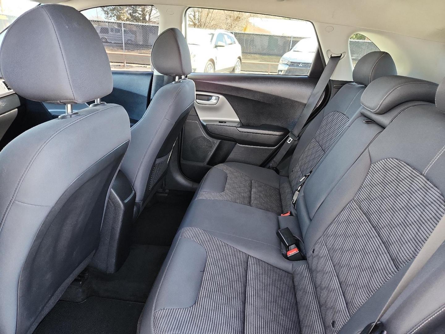 2019 WHITE Kia Niro LX (KNDCB3LC0K5) with an 1.6L I-4 gasoline direct injection, DOHC, variable valve control, regular unleaded, engine with 104HP engine, located at 4110 Avenue Q, Lubbock, 79412, 33.556553, -101.855820 - 01/18/2025 KEY IN ENVELOPE GOD - Photo#4