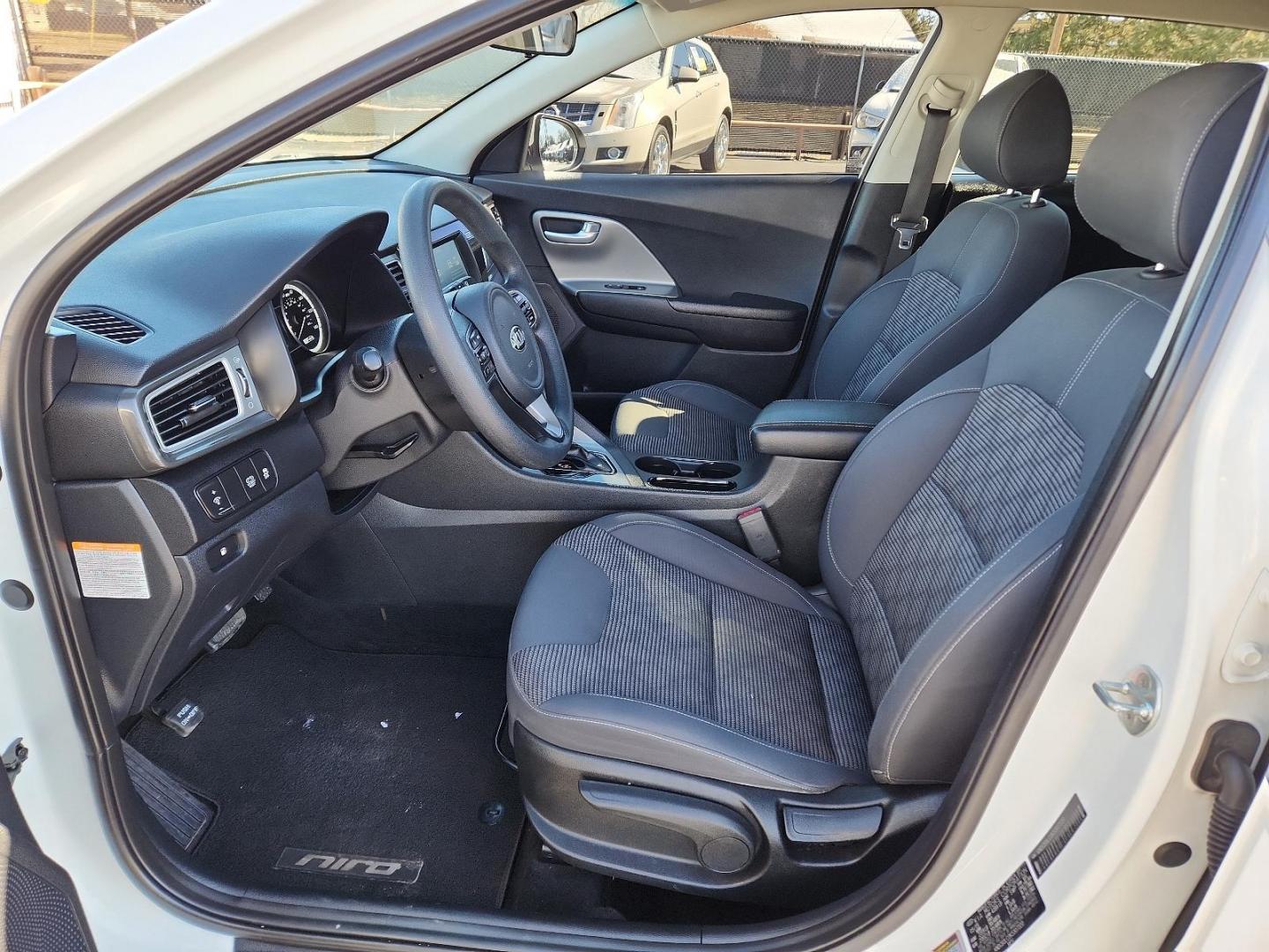 2019 WHITE Kia Niro LX (KNDCB3LC0K5) with an 1.6L I-4 gasoline direct injection, DOHC, variable valve control, regular unleaded, engine with 104HP engine, located at 4110 Avenue Q, Lubbock, 79412, 33.556553, -101.855820 - 01/18/2025 KEY IN ENVELOPE GOD - Photo#6
