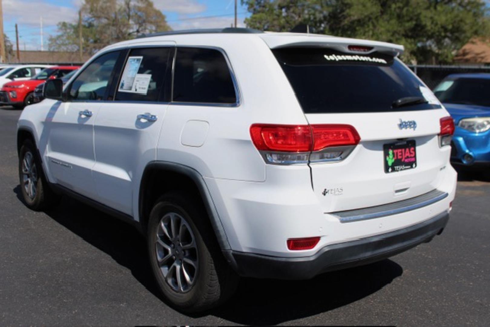 2015 Bright White Clearcoat - PW7 /Black - X9 Jeep Grand Cherokee Limited (1C4RJEBG4FC) with an 3.6L V-6 DOHC, variable valve control, regular unleaded, engine with 290HP engine, located at 4110 Avenue Q, Lubbock, 79412, 33.556553, -101.855820 - 07/03/2026 KEY IN ENVELOPE GOD- Photo#3