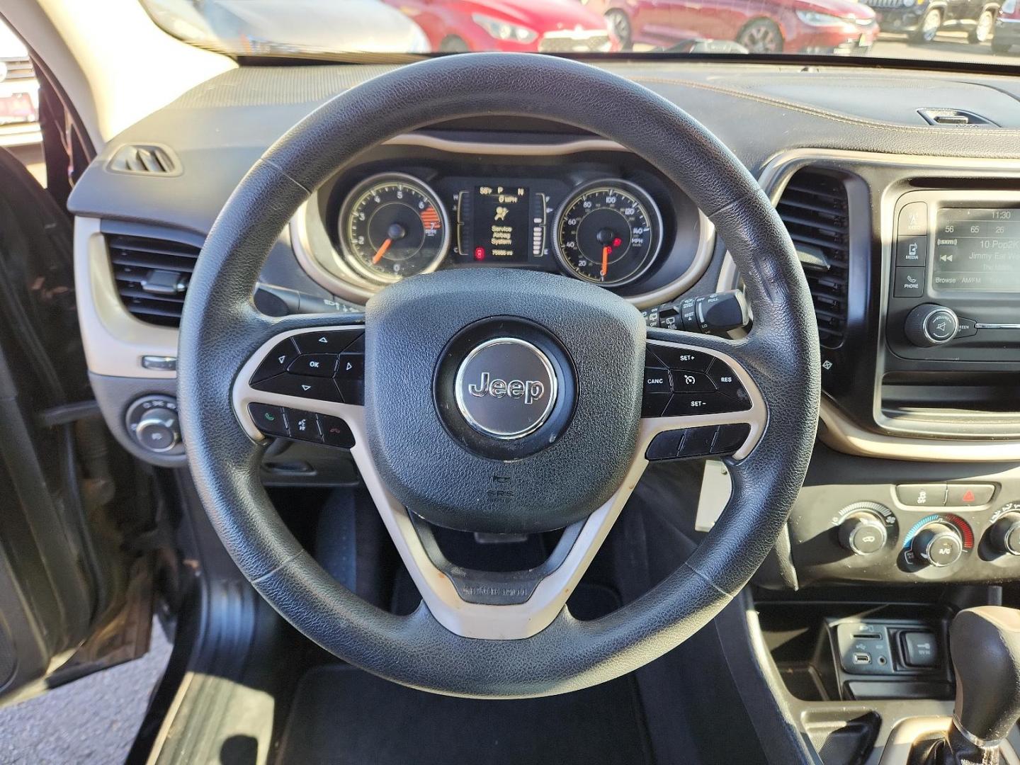 2018 BLACK Jeep Cherokee Latitude FWD (1C4PJLCB3JD) with an Tigershark MultiAir 2.4L I-4 variable valve control, regular unleaded, engine with 184HP engine, located at 4110 Avenue Q, Lubbock, 79412, 33.556553, -101.855820 - 02/05/2025 KEY IN ENVELOPE GOD - Photo#10