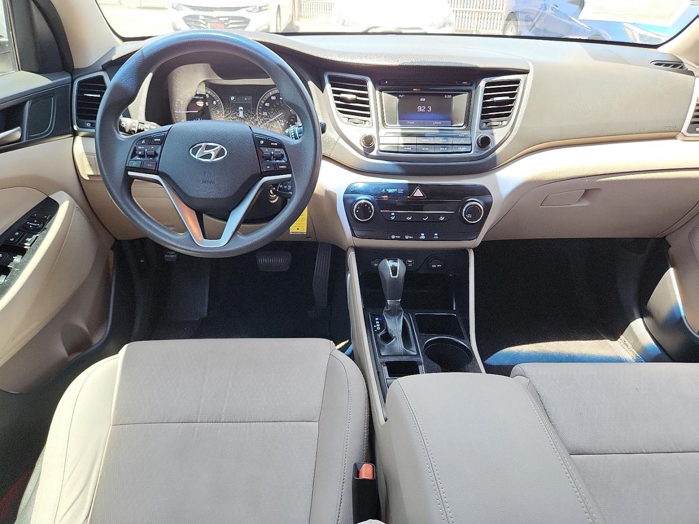 2016 Winter White Hyundai Tucson SE (KM8J33A40GU) with an Nu 2L I-4 gasoline direct injection, DOHC, variable valve control, regular unleaded, engine with 164HP engine, located at 4110 Avenue Q, Lubbock, 79412, 33.556553, -101.855820 - 02/05/2025 KEY IN ENVELOPE GOD - Photo#7