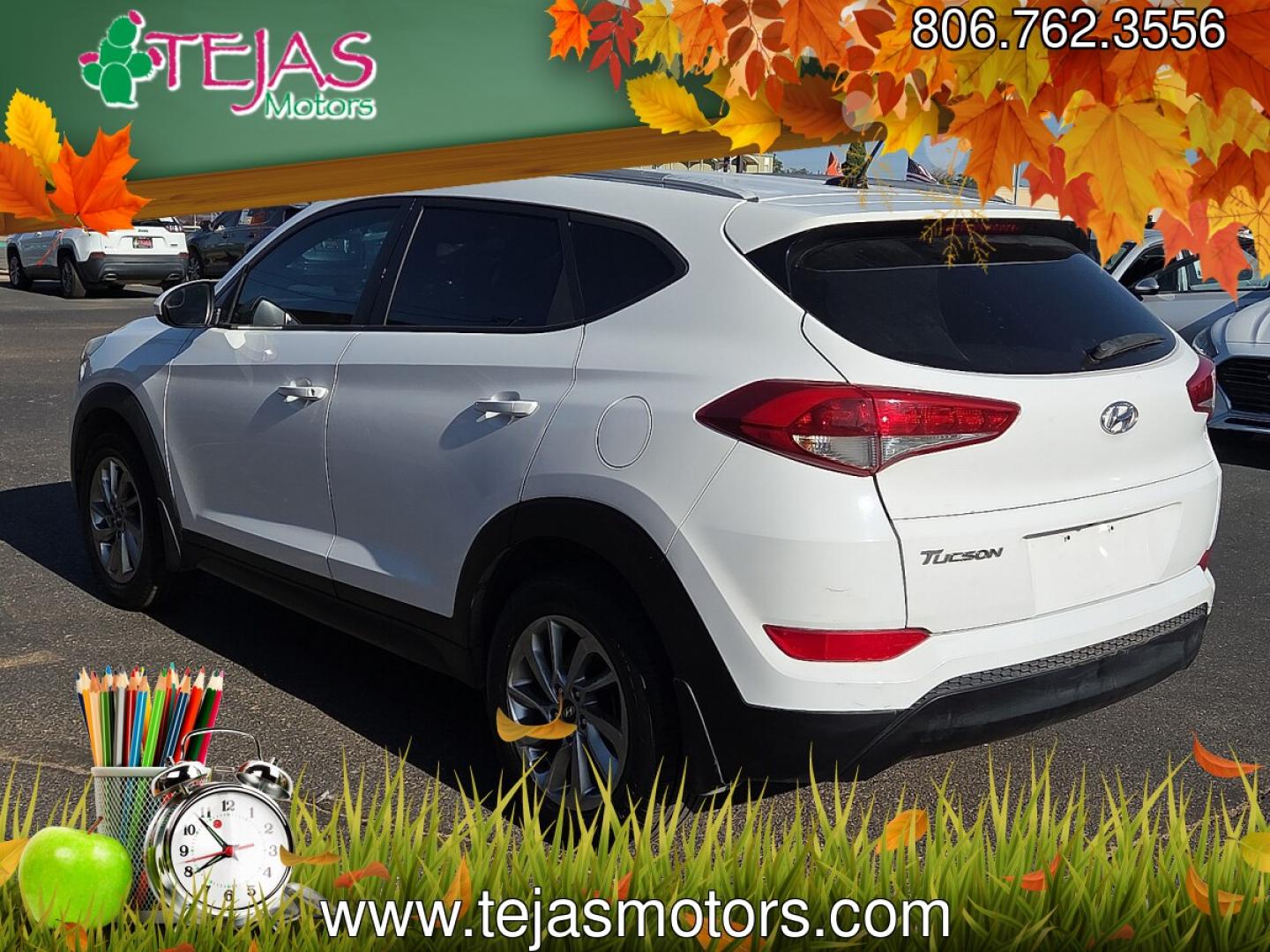 2016 Winter White - PKW /Beige - YAK Hyundai Tucson SE (KM8J33A40GU) with an Nu 2L I-4 gasoline direct injection, DOHC, variable valve control, regular unleaded, engine with 164HP engine, located at 4110 Avenue Q, Lubbock, 79412, 33.556553, -101.855820- Photo#3