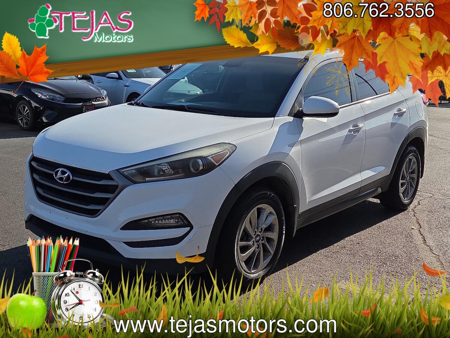 2016 Winter White - PKW /Beige - YAK Hyundai Tucson SE (KM8J33A40GU) with an Nu 2L I-4 gasoline direct injection, DOHC, variable valve control, regular unleaded, engine with 164HP engine, located at 4110 Avenue Q, Lubbock, 79412, 33.556553, -101.855820- Photo#4