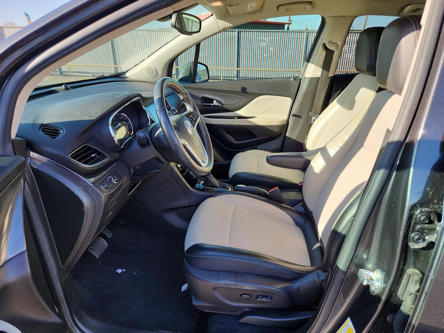 2017 GRAY Buick Encore Preferred (KL4CJASB5HB) with an ENGINE, ECOTEC TURBO 1.4L VARIABLE VALVE TIMING DOHC 4-CYLINDER SEQUENTIAL MFI engine, located at 4110 Avenue Q, Lubbock, 79412, 33.556553, -101.855820 - 02/08/2025 KEY INENVELOPE GOD - Photo#6