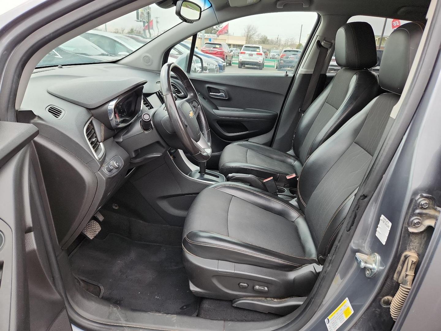2019 GRAY Chevrolet Trax LT (KL7CJLSB0KB) with an ENGINE, ECOTEC TURBO 1.4L VARIABLE VALVE TIMING DOHC 4-CYLINDER SEQUENTIAL MFI engine, located at 4110 Avenue Q, Lubbock, 79412, 33.556553, -101.855820 - 02/13/2025 KEY IN ENVELOPE GOD - Photo#6