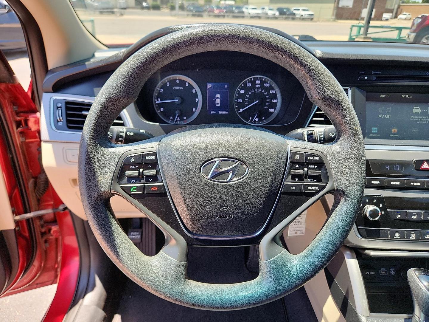 2016 Venetian Red Hyundai Sonata SE (5NPE24AF9GH) with an 2.4L I-4 gasoline direct injection, DOHC, variable valve control, regular unleaded, engine with 185HP engine, located at 4110 Avenue Q, Lubbock, 79412, 33.556553, -101.855820 - 02/20/2025 KEY IN ENVELOPE GOD - Photo#10