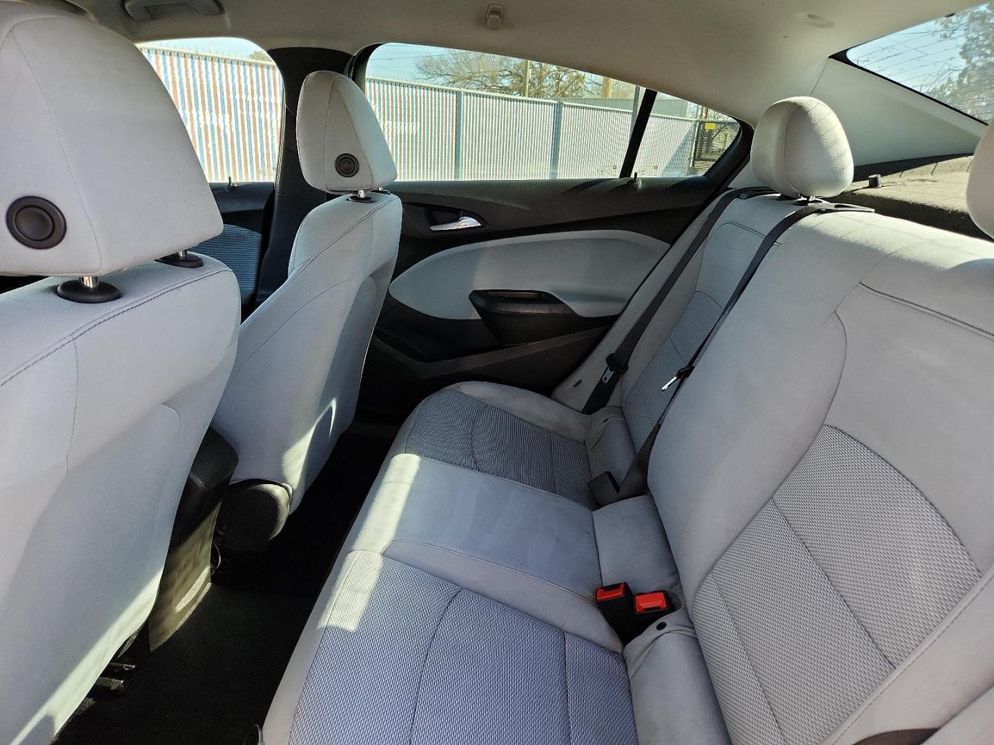 2019 WHITE Chevrolet Cruze LS (1G1BC5SM4K7) with an 1.4L I-4 gasoline direct injection, DOHC, VVT variable valve control, intercooled turbo, regular unleaded, engine with 153HP engine, located at 4110 Avenue Q, Lubbock, 79412, 33.556553, -101.855820 - Photo#4
