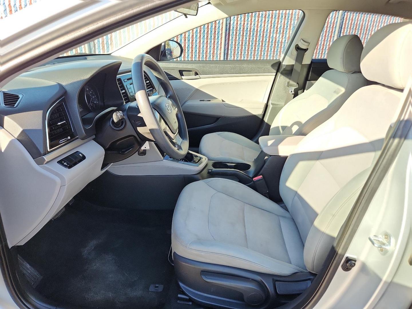 2017 Silver Hyundai Elantra SE (5NPD74LF7HH) with an Nu 2L I-4 DOHC, D-CVVT variable valve control, regular unleaded, engine with 147HP engine, located at 4110 Avenue Q, Lubbock, 79412, 33.556553, -101.855820 - 02/26/2025 KEY INENVELOPE GOD - Photo#6