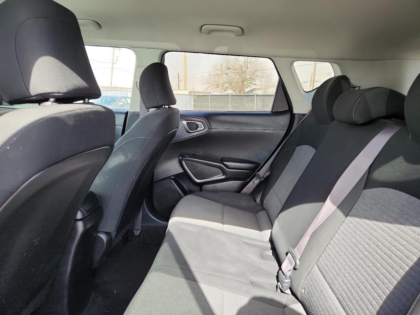 2020 GRAY Kia Soul S (KNDJ23AU4L7) with an 2L I-4 DOHC, D-CVVT variable valve control, regular unleaded, engine with 147HP engine, located at 4110 Avenue Q, Lubbock, 79412, 33.556553, -101.855820 - 02/25/2025 KEY IN ENVELOPE GOD - Photo#4