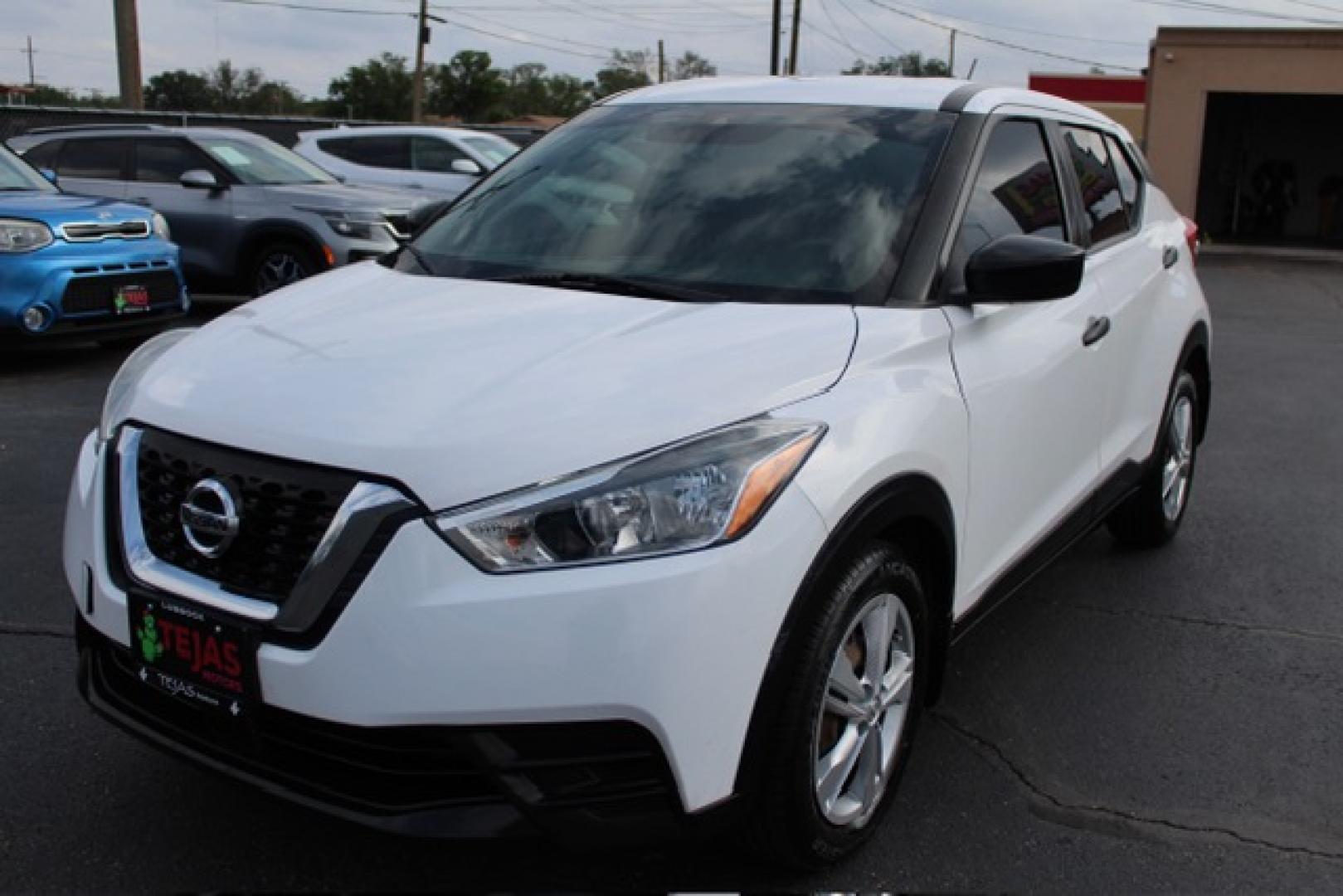 2020 WHITE Nissan Kicks S (3N1CP5BV2LL) with an Engine: 1.6L DOHC 16V 4-Cylinder engine, located at 4110 Avenue Q, Lubbock, 79412, 33.556553, -101.855820 - 03/01/2025 KEY IN ENVELOPE GOD- Photo#1