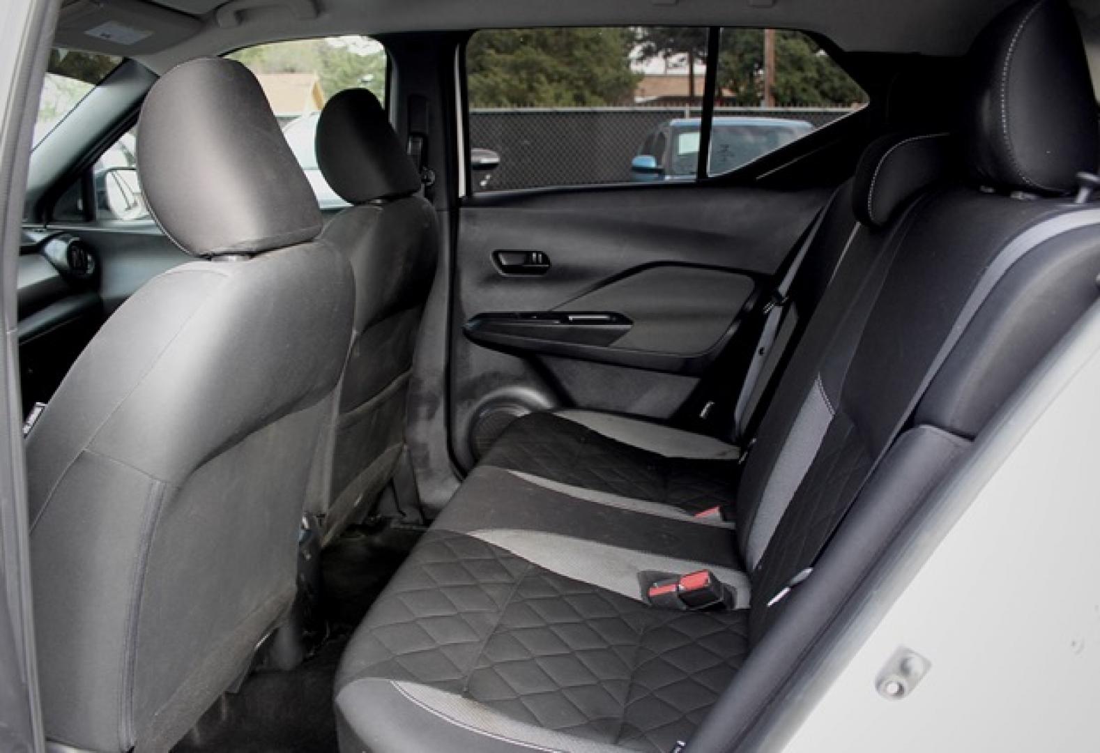2020 WHITE Nissan Kicks S (3N1CP5BV2LL) with an Engine: 1.6L DOHC 16V 4-Cylinder engine, located at 4110 Avenue Q, Lubbock, 79412, 33.556553, -101.855820 - 03/01/2025 KEY IN ENVELOPE GOD- Photo#7