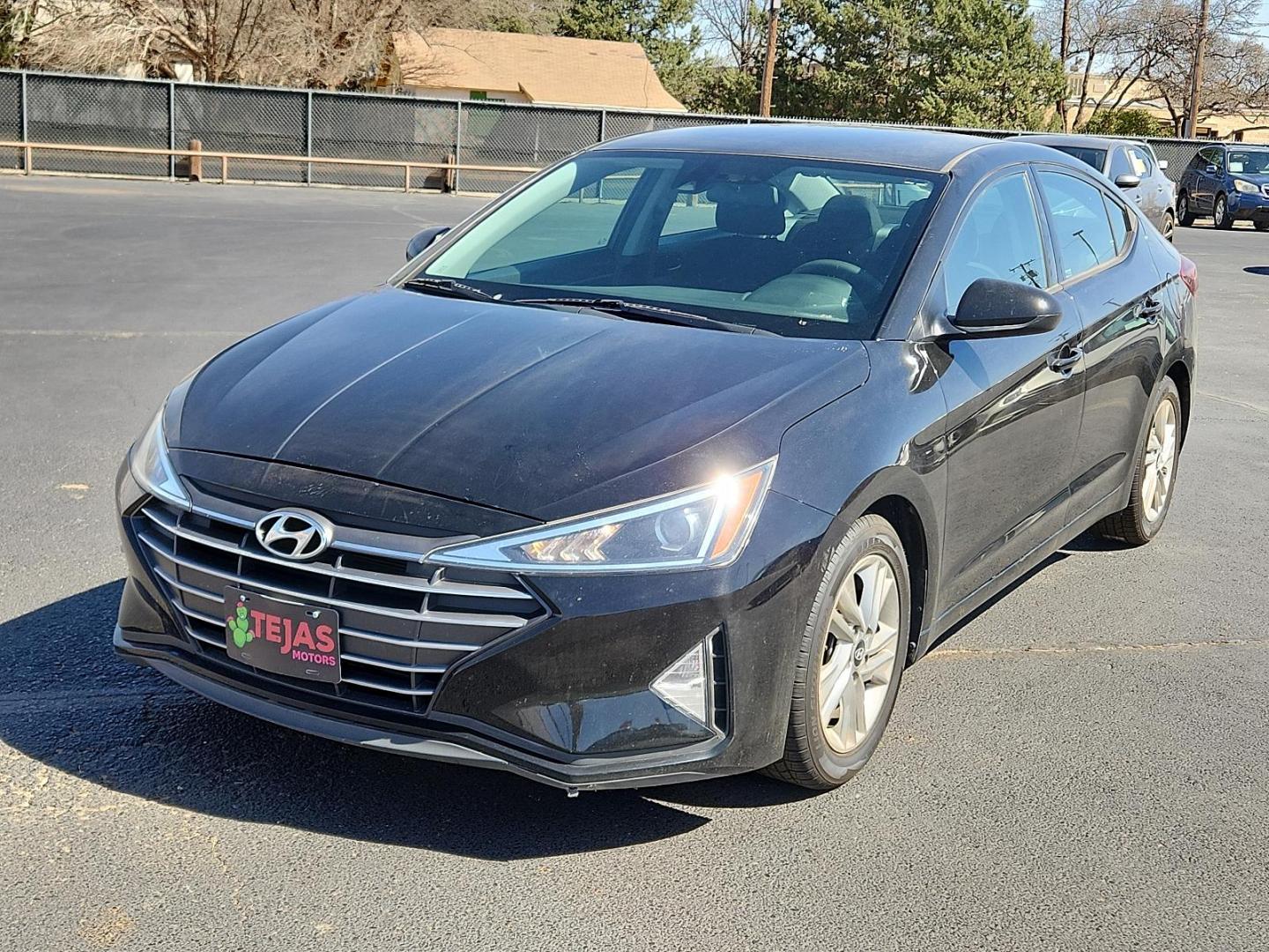 2019 BLACK Hyundai Elantra SEL (5NPD84LF2KH) with an Nu 2L I-4 DOHC, D-CVVT variable valve control, regular unleaded, engine with 147HP engine, located at 4110 Avenue Q, Lubbock, 79412, 33.556553, -101.855820 - 03/08/2025 KEY IN ENVELOPE GOD - Photo#3