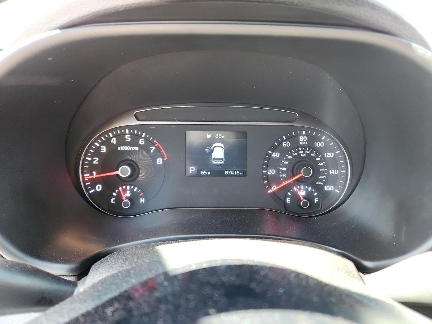 2021 WHITE Kia Soul LX (KNDJ23AU8M7) with an 2L I-4 DOHC, D-CVVT variable valve control, regular unleaded, engine with 147HP engine, located at 4110 Avenue Q, Lubbock, 79412, 33.556553, -101.855820 - 03/21/2025 KEY IN ENVELOPE GOD - Photo#9