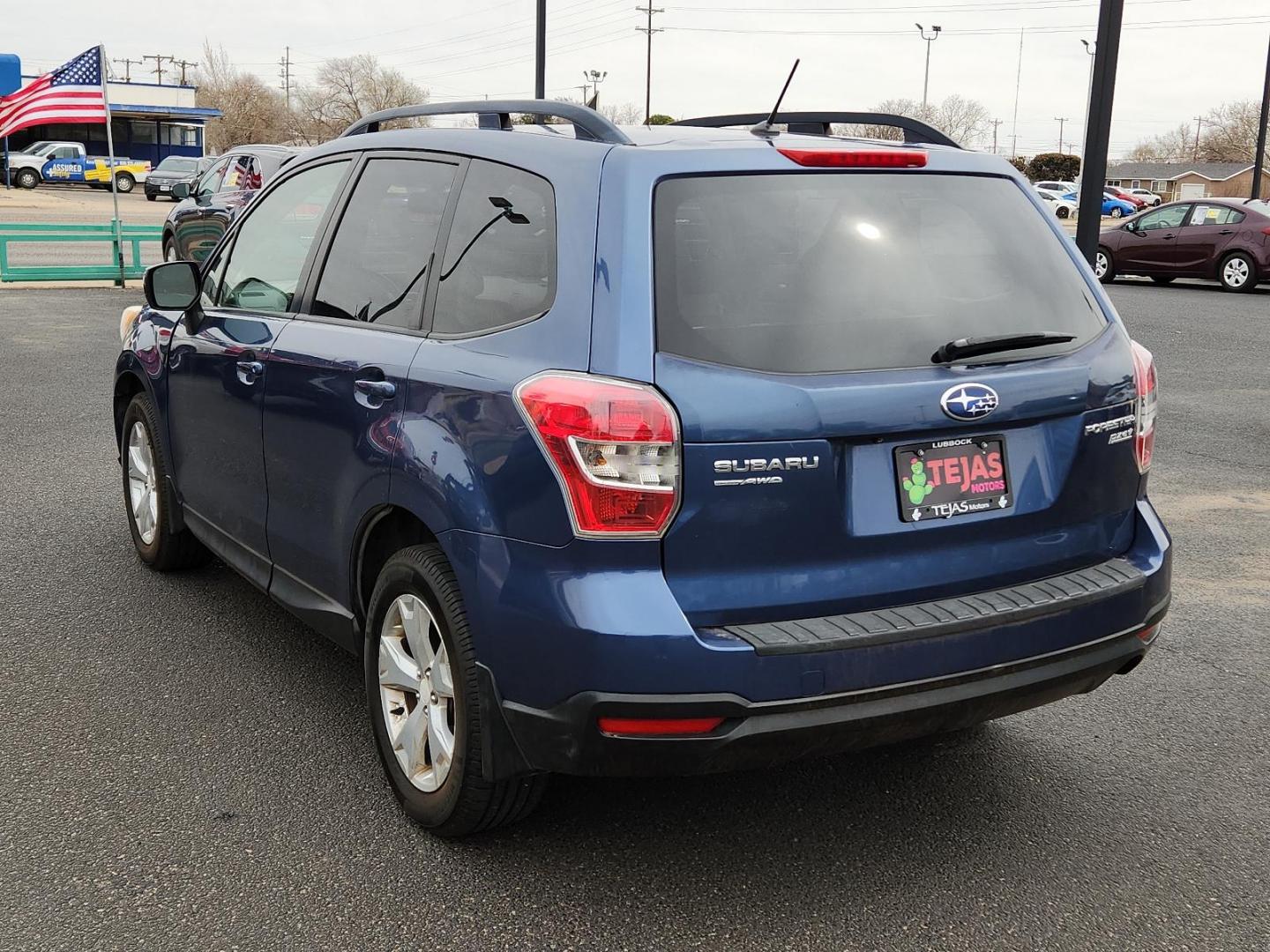 2014 BLUE Subaru Forester 2.5i Premium (JF2SJAEC3EH) with an 2.5L H-4 DOHC, variable valve control, regular unleaded, engine with 170HP engine, located at 4110 Avenue Q, Lubbock, 79412, 33.556553, -101.855820 - Photo#2
