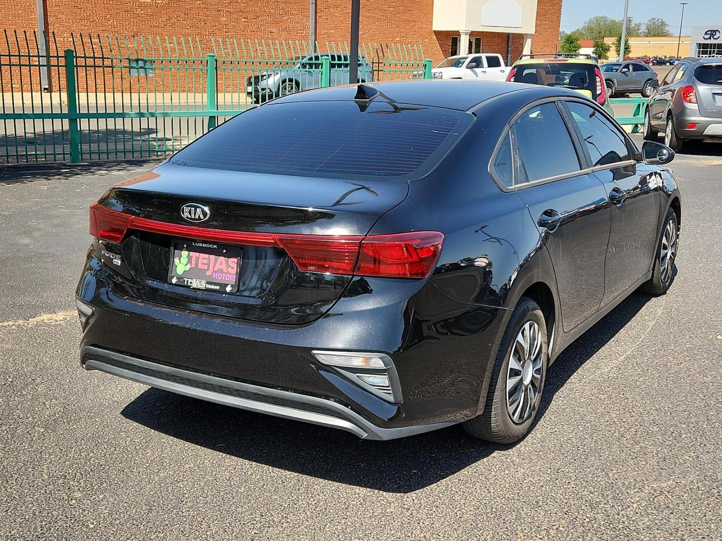 2021 Aurora Black Pearl Kia Forte FE (3KPF24AD4ME) with an 2L I-4 DOHC, D-CVVT variable valve control, regular unleaded, engine with 147HP engine, located at 4110 Avenue Q, Lubbock, 79412, 33.556553, -101.855820 - 03/21/2025 KEY IN ENVELOPE GOD - Photo#2