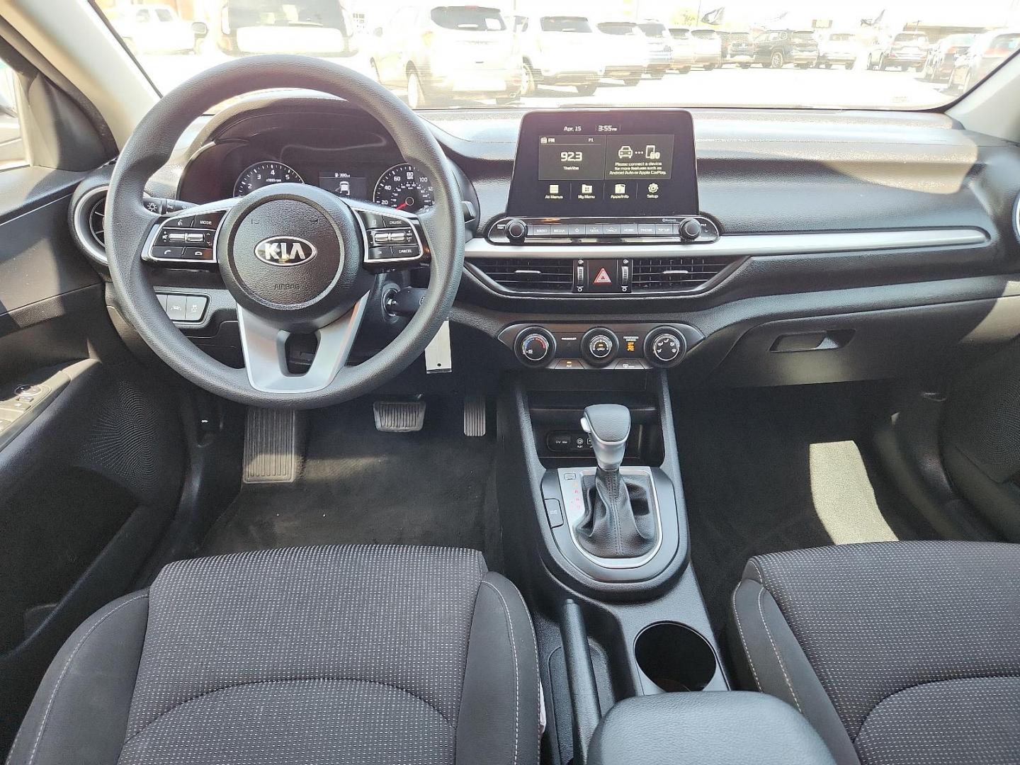 2021 Aurora Black Pearl Kia Forte FE (3KPF24AD4ME) with an 2L I-4 DOHC, D-CVVT variable valve control, regular unleaded, engine with 147HP engine, located at 4110 Avenue Q, Lubbock, 79412, 33.556553, -101.855820 - 03/21/2025 KEY IN ENVELOPE GOD - Photo#5