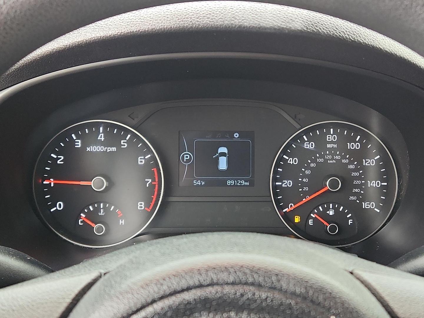 2017 SILVER Kia Sportage LX (KNDPM3AC3H7) with an Theta II 2.4L I-4 gasoline direct injection, DOHC, D-CVVT variable valve control, regular unleaded, engine with 181HP engine, located at 4110 Avenue Q, Lubbock, 79412, 33.556553, -101.855820 - Photo#9