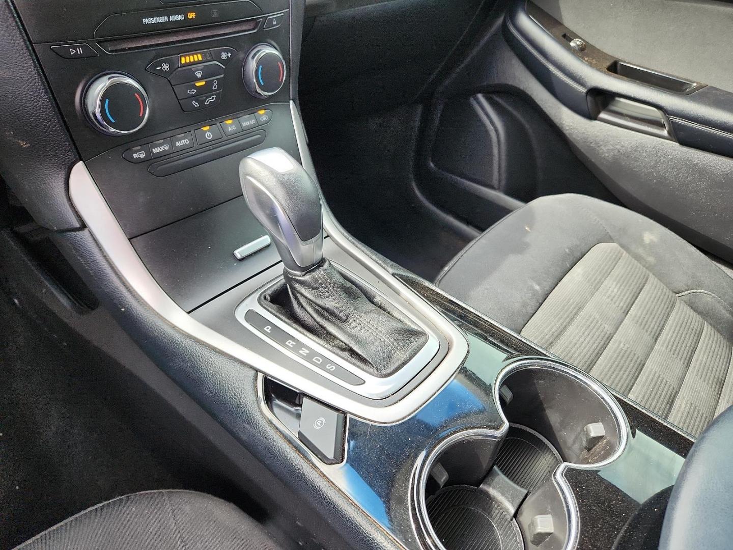 2018 SILVER Ford Edge SEL (2FMPK3J94JB) with an ENGINE: TWIN-SCROLL 2.0L ECOBOOST engine, located at 4110 Avenue Q, Lubbock, 79412, 33.556553, -101.855820 - 03/15/2025 KEY IN ENVELOPE GOD - Photo#11