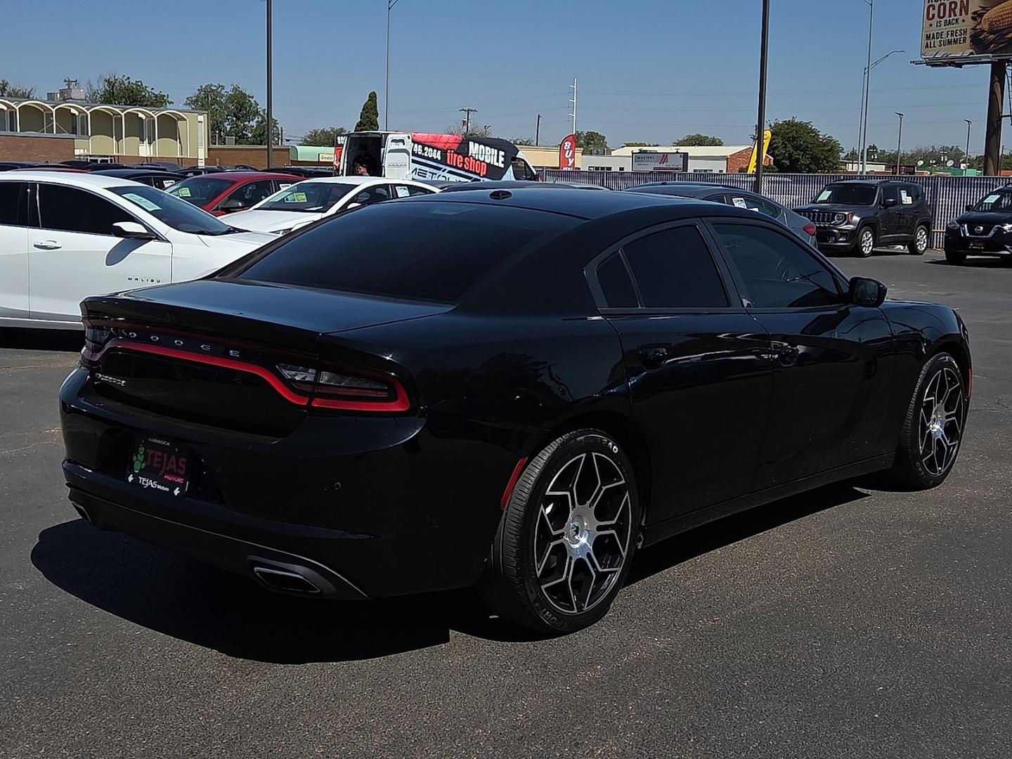 2020 Pitch Black Clearcoat /Black - X9 Dodge Charger SXT RWD (2C3CDXBG6LH) with an Pentastar 3.6L V-6 DOHC, variable valve control, regular unleaded, engine with 292HP engine, located at 4110 Avenue Q, Lubbock, 79412, 33.556553, -101.855820- Photo#2