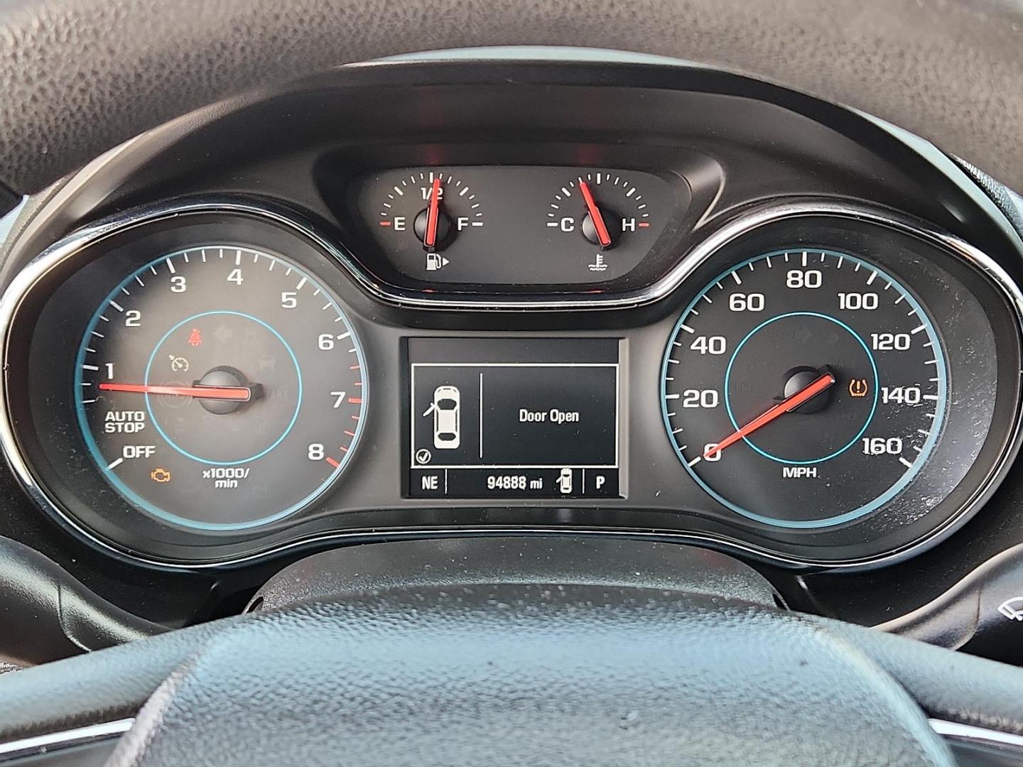 2018 GRAY Chevrolet Cruze LT Auto (1G1BE5SM1J7) with an 1.4L I-4 gasoline direct injection, DOHC, variable valve control, intercooled turbo, regular unleaded, engine with 153HP engine, located at 4110 Avenue Q, Lubbock, 79412, 33.556553, -101.855820 - 03/29/2025 KEY IN ENVELOPE GOD - Photo#9