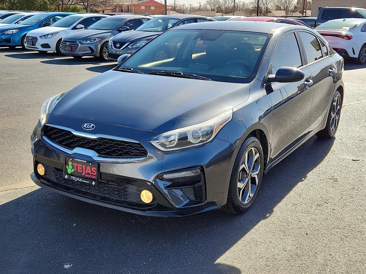 2019 Gravity Grey - KDG /Black - WK Kia Forte LXS (3KPF24AD9KE) with an 2L I-4 DOHC, D-CVVT variable valve control, regular unleaded, engine with 147HP engine, located at 4110 Avenue Q, Lubbock, 79412, 33.556553, -101.855820 - Photo#3