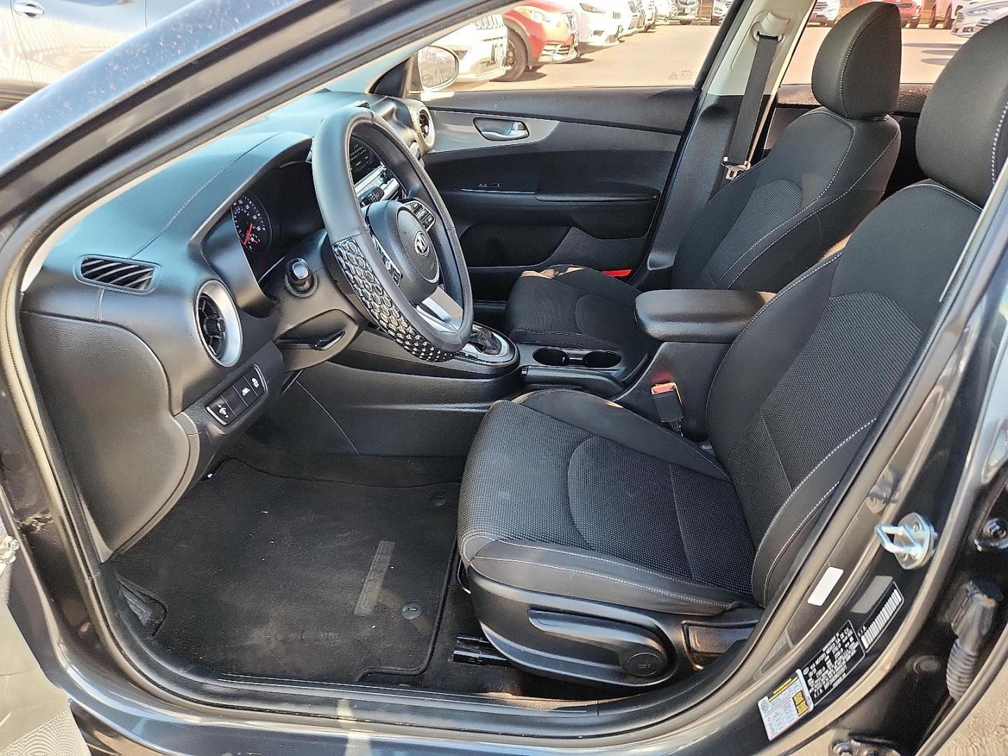 2019 Gravity Grey - KDG /Black - WK Kia Forte LXS (3KPF24AD9KE) with an 2L I-4 DOHC, D-CVVT variable valve control, regular unleaded, engine with 147HP engine, located at 4110 Avenue Q, Lubbock, 79412, 33.556553, -101.855820 - Photo#6