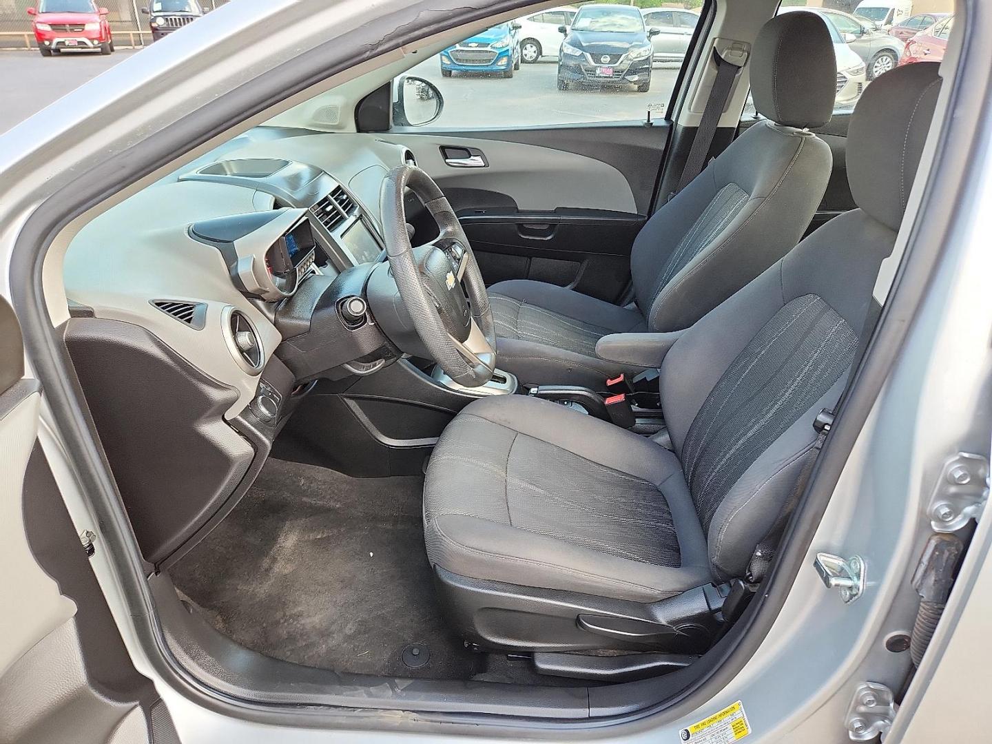 2016 SILVER Chevrolet Sonic LT Auto (1G1JC5SH2G4) with an Ecotec 1.8L I-4 DOHC, variable valve control, regular unleaded, engine with 138HP engine, located at 4110 Avenue Q, Lubbock, 79412, 33.556553, -101.855820 - Photo#6