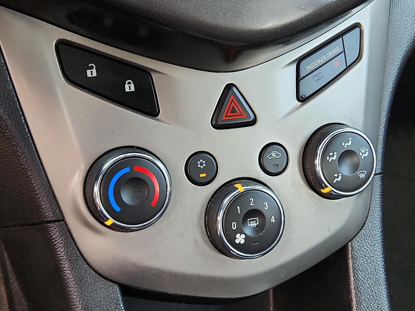 2016 SILVER Chevrolet Sonic LT Auto (1G1JC5SH2G4) with an Ecotec 1.8L I-4 DOHC, variable valve control, regular unleaded, engine with 138HP engine, located at 4110 Avenue Q, Lubbock, 79412, 33.556553, -101.855820 - Photo#8