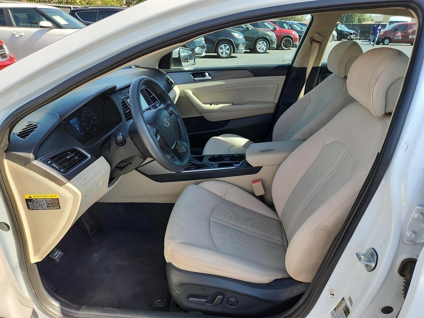 2016 WHITE Hyundai Sonata Sport (5NPE34AF0GH) with an 2.4L I-4 gasoline direct injection, DOHC, variable valve control, regular unleaded, engine with 185HP engine, located at 4110 Avenue Q, Lubbock, 79412, 33.556553, -101.855820 - 04/12/2025 KEY IN ENVELOPE GOD - Photo#6