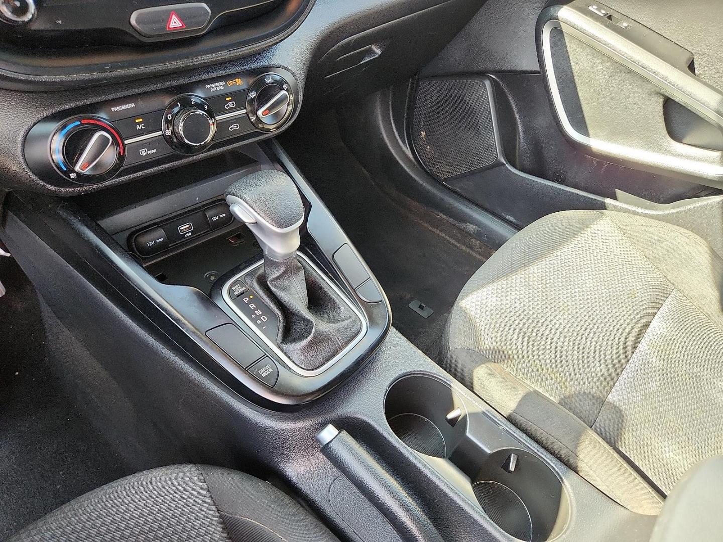 2020 WHITE Kia Soul LX (KNDJ23AU2L7) with an 2L I-4 DOHC, D-CVVT variable valve control, regular unleaded, engine with 147HP engine, located at 4110 Avenue Q, Lubbock, 79412, 33.556553, -101.855820 - 04/18/2025 KEY IN ENVELOPE GOD - Photo#11