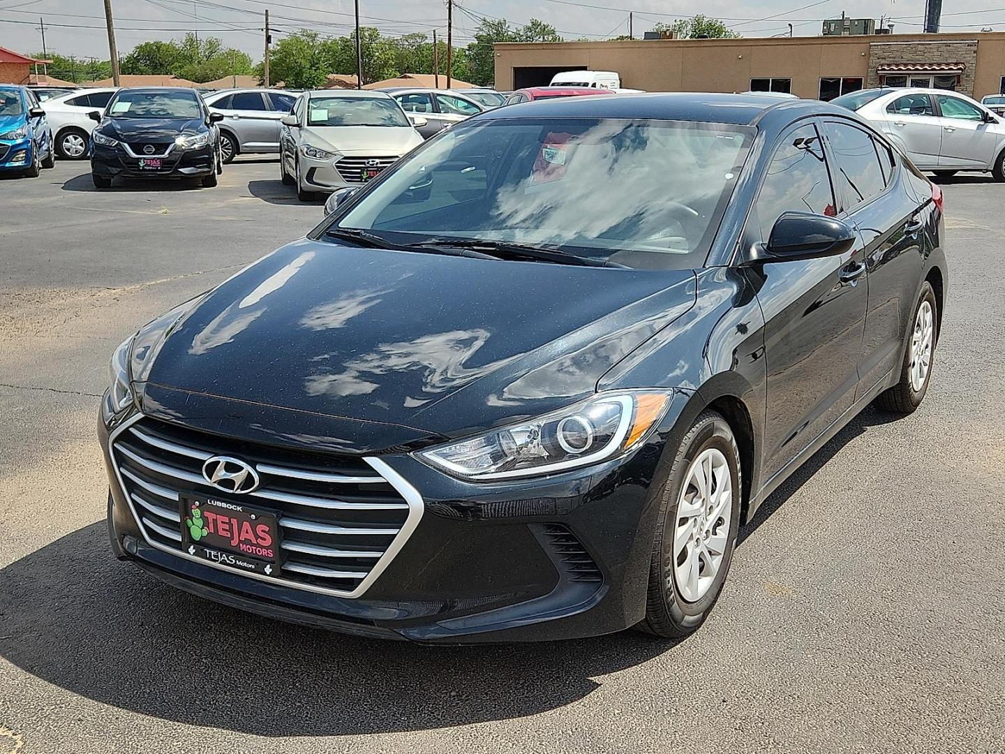 2018 BLACK Hyundai Elantra SE (5NPD74LF9JH) with an Nu 2L I-4 DOHC, D-CVVT variable valve control, regular unleaded, engine with 147HP engine, located at 4110 Avenue Q, Lubbock, 79412, 33.556553, -101.855820 - 04/19/2025 KEY IN ENVELOPE GOD - Photo#3
