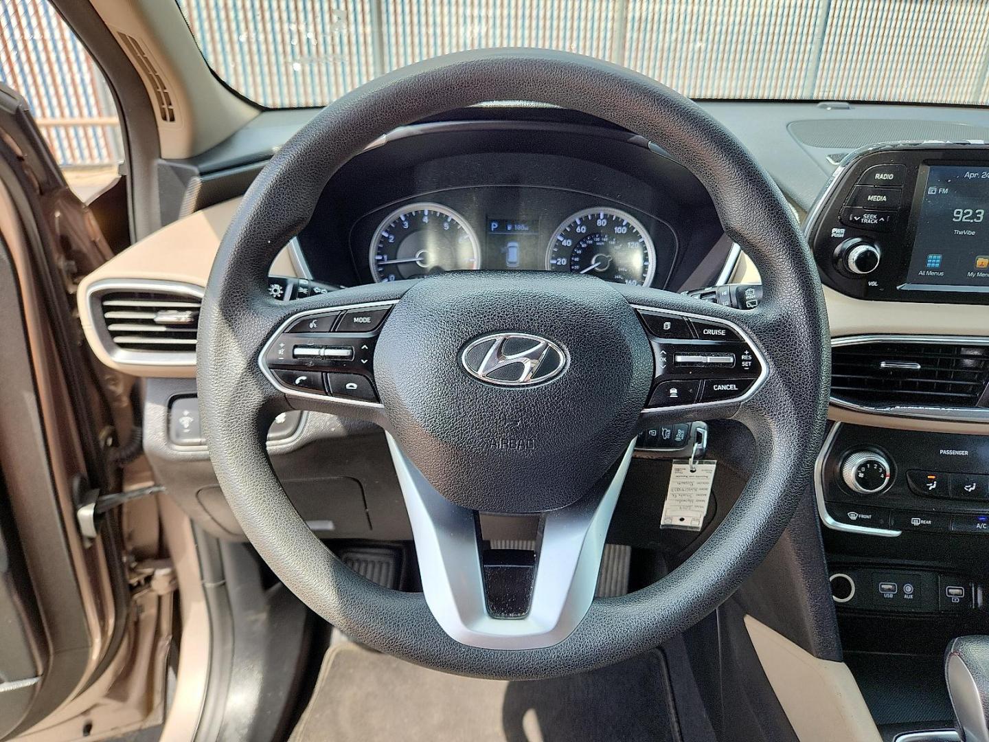 2019 BROWN Hyundai Santa Fe SE (5NMS23AD8KH) with an Theta II 2.4L I-4 gasoline direct injection, DOHC, D-CVVT variable valve control, regular unleaded, engine with 185HP engine, located at 4110 Avenue Q, Lubbock, 79412, 33.556553, -101.855820 - 04/18/2025 KEY IN ENVELOPE GOD - Photo#10